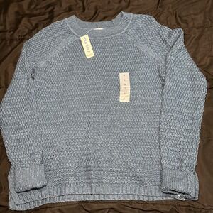 Old Navy Woman's knitted long sleeve  New with tags‎ !!!!
